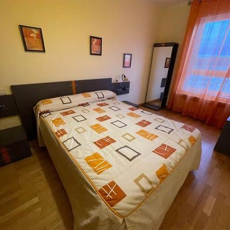 Apartamento Lugo Ciudad Luaran gambar